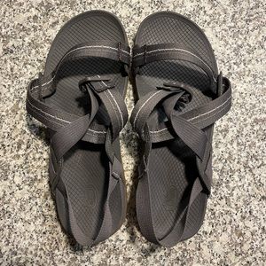 Chaco lowdown sandal - size 11 - grey